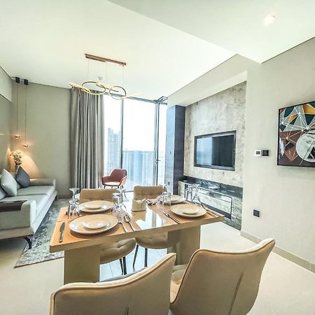 Stay By Latinem Luxury 2Br Holiday Home Cv B2513 Near Burj Khalifa Dubai Eksteriør billede