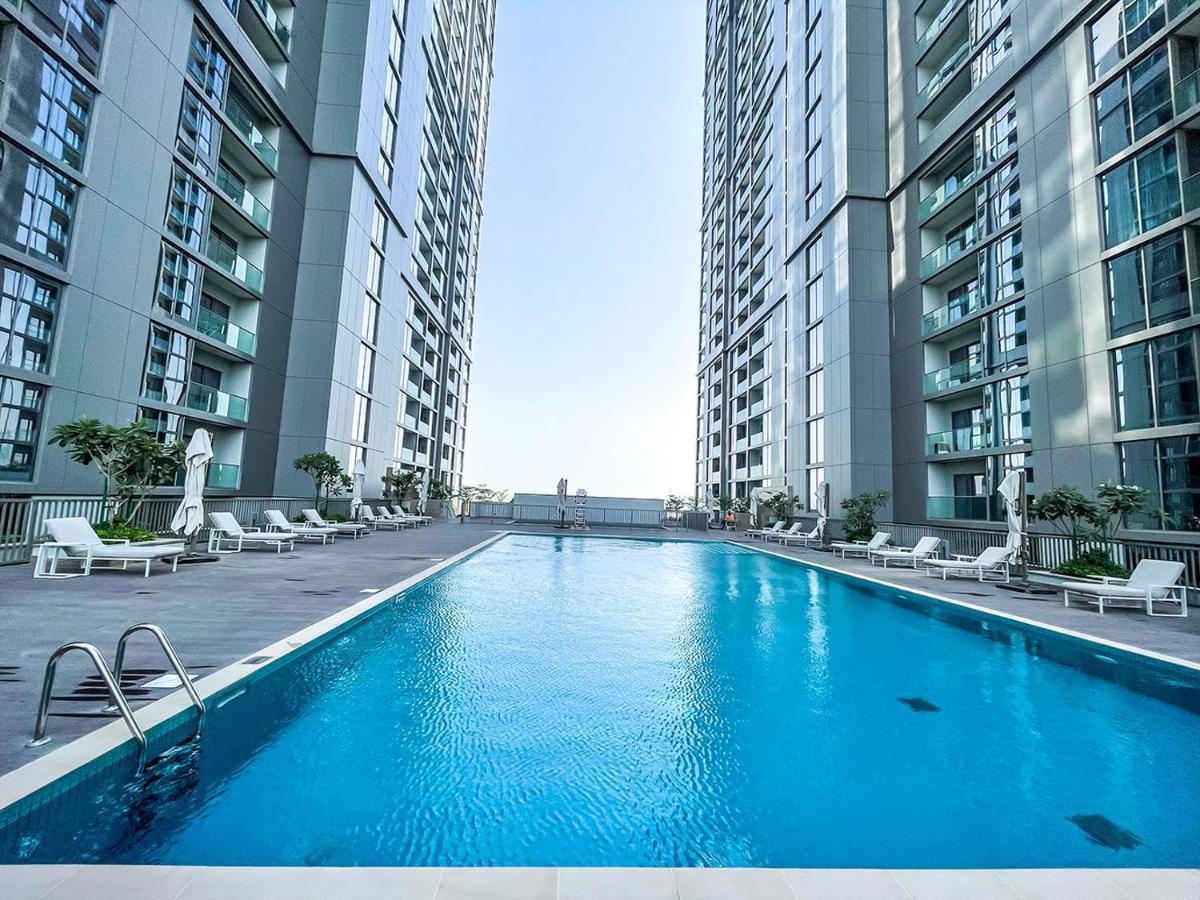 Stay By Latinem Luxury 2Br Holiday Home Cv B2513 Near Burj Khalifa Dubai Eksteriør billede