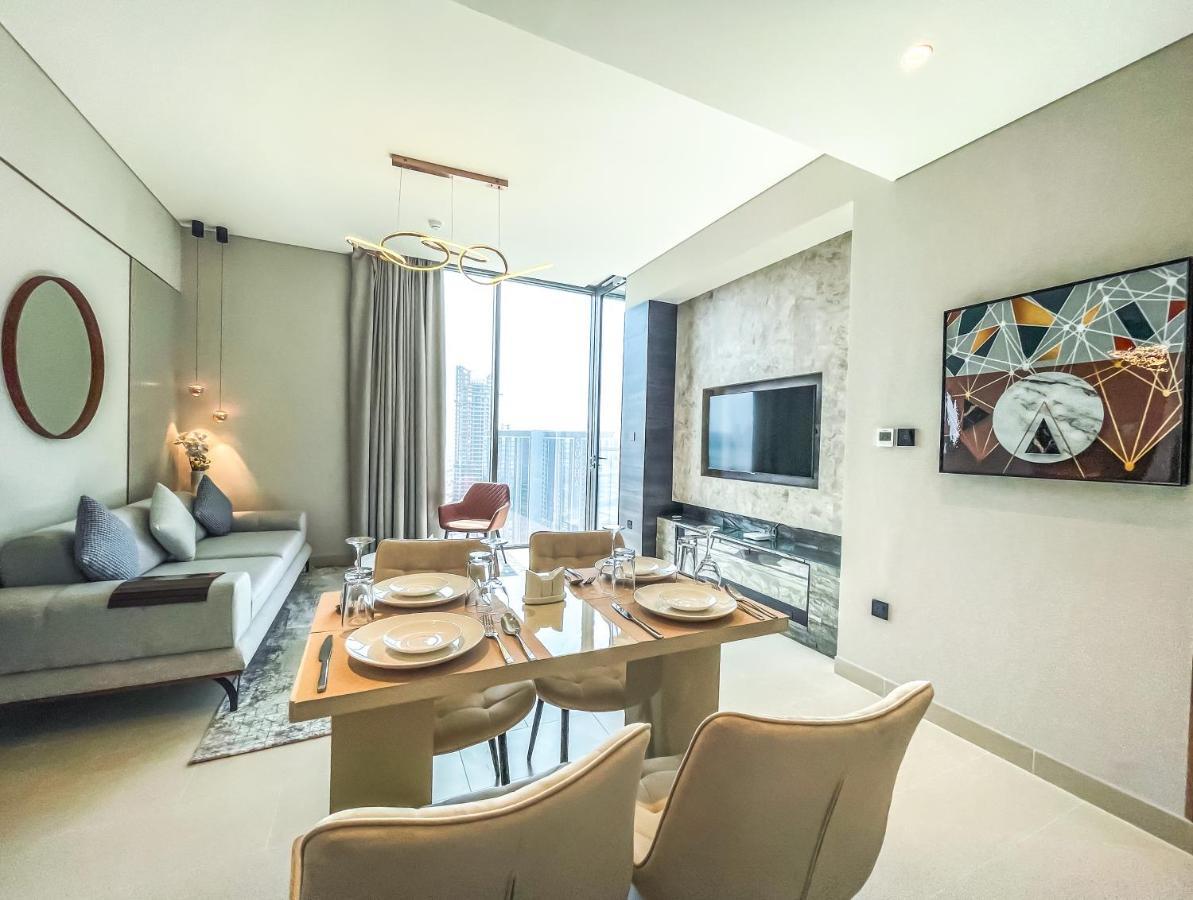 Stay By Latinem Luxury 2Br Holiday Home Cv B2513 Near Burj Khalifa Dubai Eksteriør billede